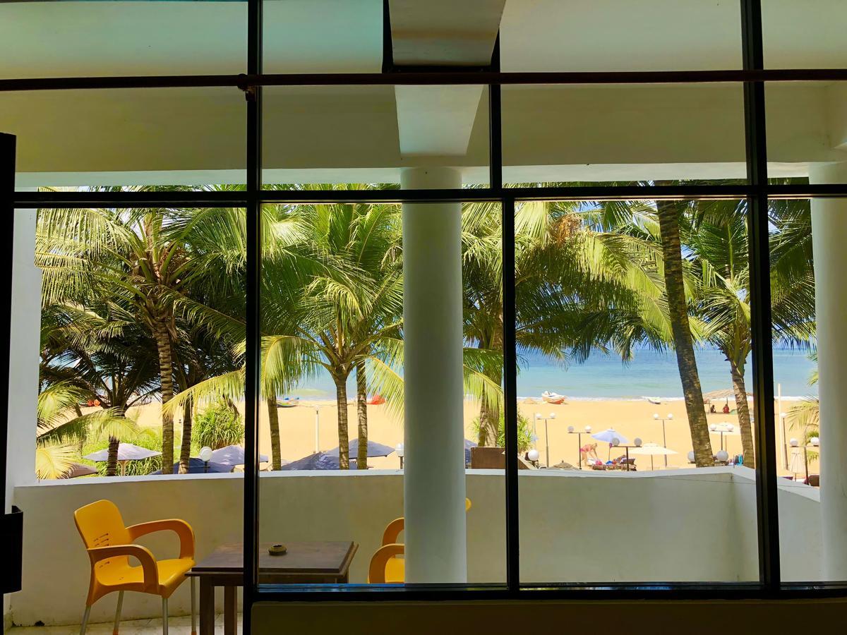 Lanka Beach Hotel Ettukala Exterior photo